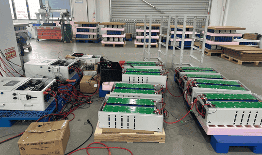 48V LiFePO4 battery 16S1P prismatic cell configuration inside a RAKOUR low voltage battery pack