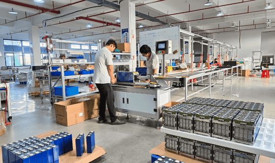 Rakour Energy professional lithium iron phosphate battery manufacturer based in Xiamen China, producing certified LiFePO4 battery energy storage systems for global residential and commercial solar battery storage markets