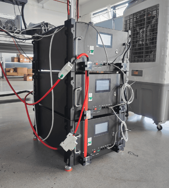 Rakour OEM and B2B partnership program for lithium iron phosphate battery manufacturer, offering private label branding, custom capacity configuration and white-label LiFePO4 battery energy storage systems for global distributors and solar installers